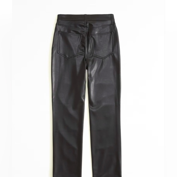 Abercrombie & Fitch The Ankle Straight Ultra High Rise, Love Curve Jeans - Picture 3 of 14